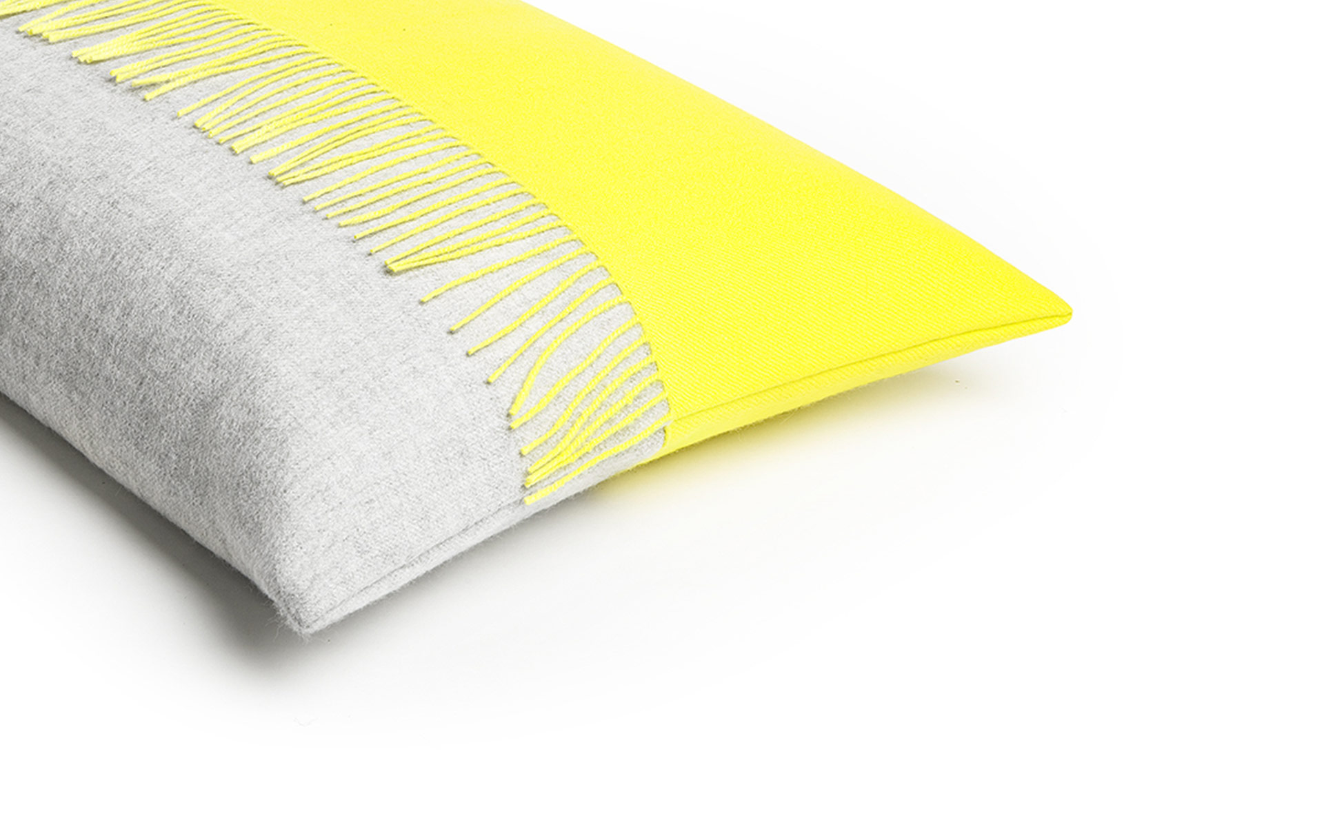 Mrs.Me home couture - Cushion Jazz Citrus detail 2